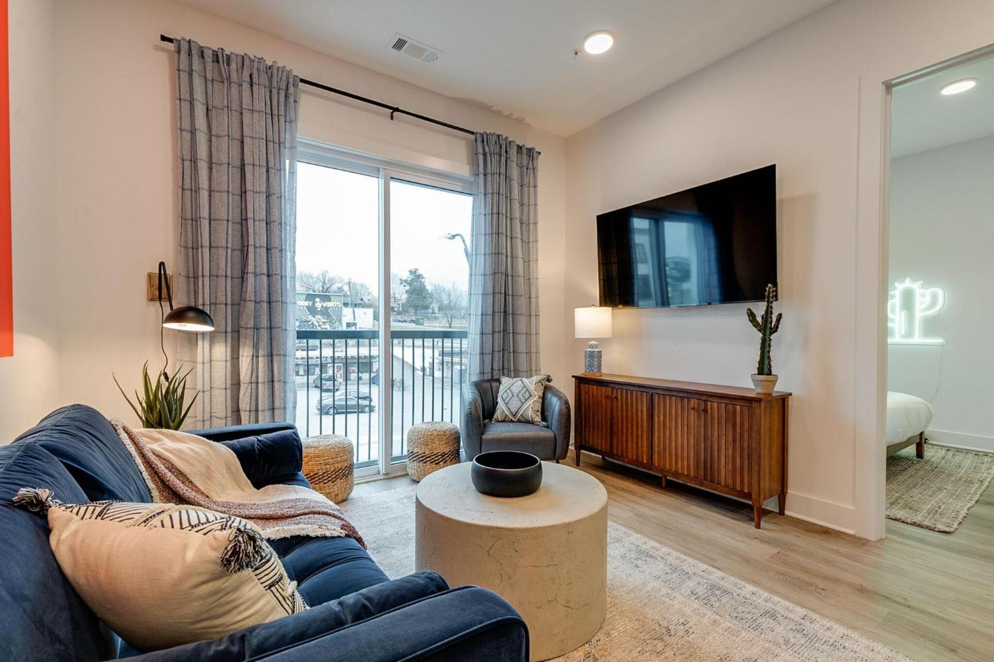 Nashville - 815 Main St Unit 203 Екстер'єр фото